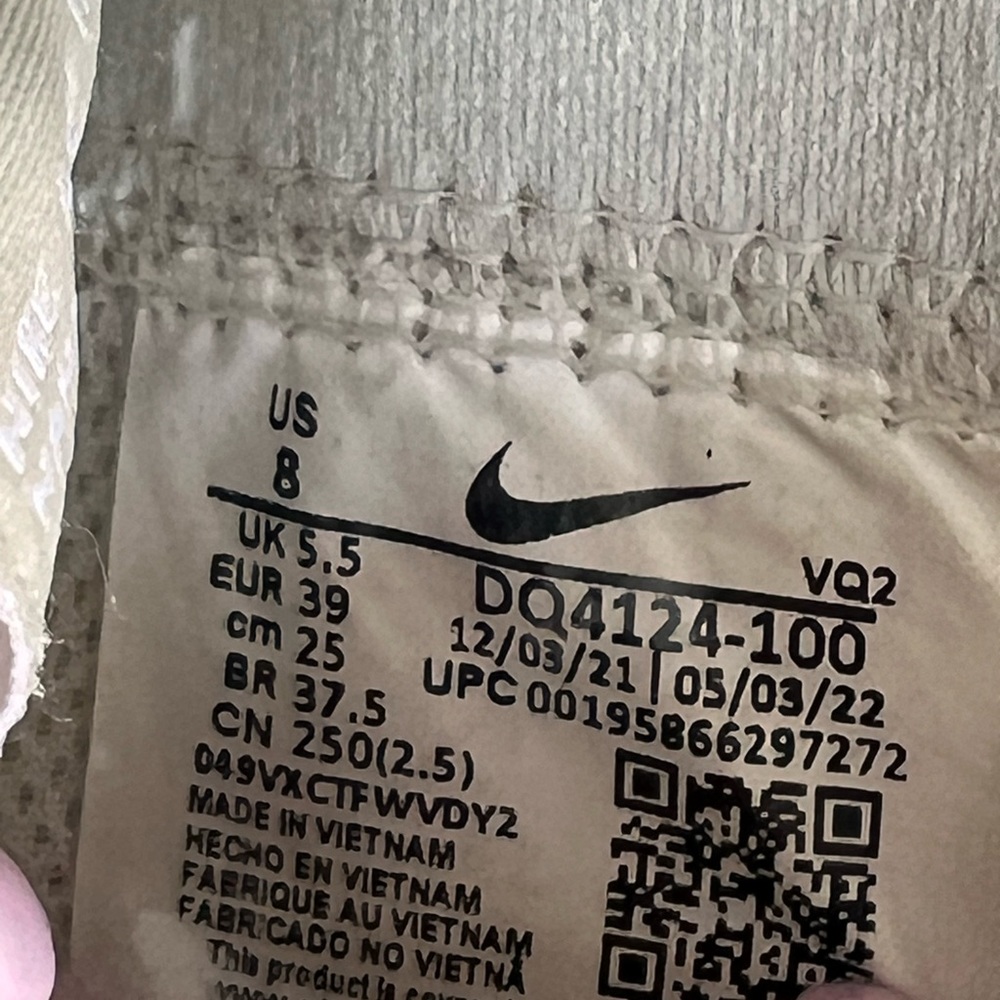Nike High Tops - Picture 6 of 6